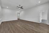2736 Brewster Dr - Photo 9