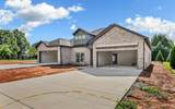 1101 Veridian Dr - Photo 2