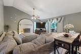 2560 Somerset Dr - Photo 12