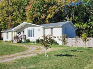 MLS# 2444877 - 1842 Holloway Cir in Holloway Est in Lebanon Tennessee 37090