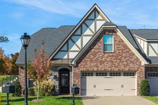 MLS# 2452512 - 106 Rosenhaven Ct in Five Oaks Ph5 Sec2c in Lebanon Tennessee 37087