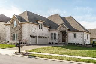 MLS# 2470408 - 126 Thornwood Pl in Meadows of Indian Lake in Hendersonville Tennessee 37075