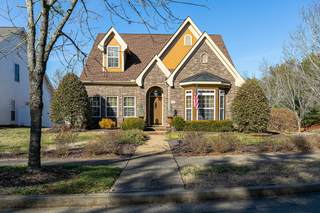 MLS# 2486961 - 333 Rosebud Cir in Willowsprings in Franklin Tennessee 37064