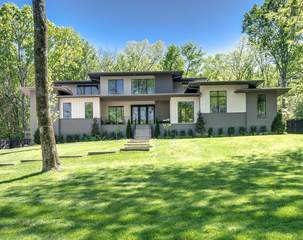 MLS# 2649830 - 1109 Sparta Rd in West Meade in Nashville Tennessee 37205
