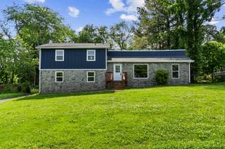 MLS# 2653204 - 912 Denise Dr in Springmont 2 in Old Hickory Tennessee 37138