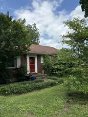 MLS# 2659298 - 5534 Oakmont Cir in Richland Meadows in Nashville Tennessee 37209