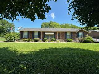 MLS# 2659940 - 204 Wessington Pl in Colonial Acres Sec in Hendersonville Tennessee 37075