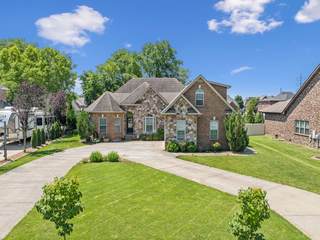 MLS# 2668663 - 3323 Robinwood Dr in The Woodlands Of Southern Meadows in Murfreesboro Tennessee 37128