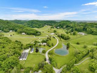 MLS# 2676476 - 2048 Lynnwood Dr in Lynnwood Downs in Franklin Tennessee 37069