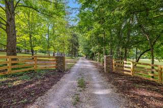 MLS# 2677751 - 5374 Parker Branch Rd in Leipers Fork in Franklin Tennessee 37064