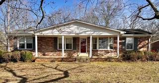 MLS# 2679167 - 1301 Brunson Dr in Sunnyside Sec 4 in Columbia Tennessee 38401