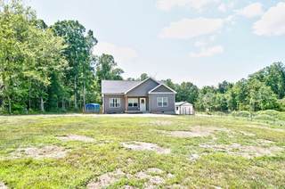 MLS# 2679723 - 452 Pruett Rd in n/a in Dickson Tennessee 37055
