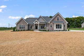 MLS# 2687173 - 8001 Traditions Ln in The Traditions in Columbia Tennessee 38401