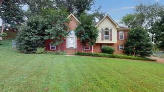 MLS# 2690569 - 124 Fitzpatrick Ct in Larchwood in Nashville Tennessee 37214
