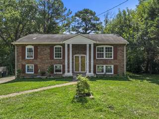 MLS# 2693291 -  in Valley View Meadows in Nashville Tennessee 37211