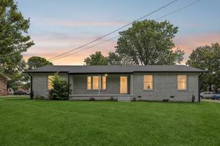 MLS# 2693658 - 723 S Westland Ave in Green Park in Gallatin Tennessee 37066