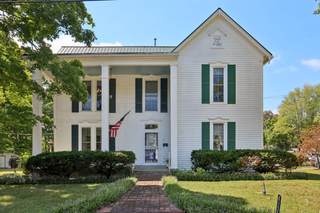 MLS# 2699814 - 412 W Walnut St in Dickson in Dickson Tennessee 37055