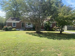 MLS# 2699976 - 212 Crestland Dr in A Jackson Hgts in Columbia Tennessee 38401
