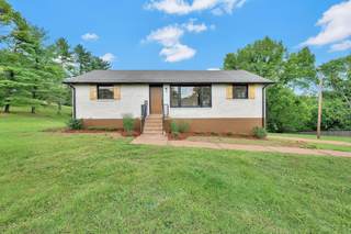 MLS# 2701885 - 1220 Sussex Ct in Bellshire Estates in Nashville Tennessee 37207