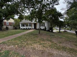MLS# 2704098 - 900 Woodmont Blvd in Pleasant Valley in Nashville Tennessee 37204