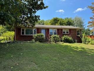 MLS# 2707710 - 103 W Lake Cir in Luther Lake in Dickson Tennessee 37055