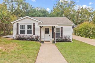MLS# 2745019 - 1414 Galloway St in NA in Columbia Tennessee 38401
