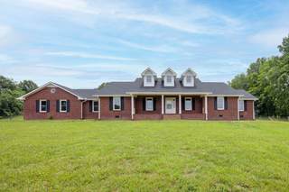 MLS# 2745076 - 4661 E Robertson Rd in N/A in Cross Plains Tennessee 37049