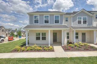 MLS# 2746477 - 204 Douglas Bend Rd in Harbor Crossing in Gallatin Tennessee 37066