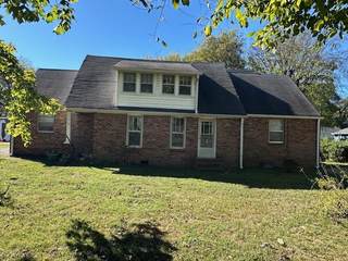 MLS# 2747023 - 300 Walton Ferry Rd in none in Hendersonville Tennessee 37075