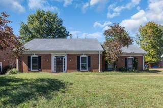 MLS# 2747575 - 7526 Old Harding Pike in River Plantation in Nashville Tennessee 37221