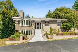 MLS# 2747643 - 911 Travelers Ct in Inns Of Granny White in Nashville Tennessee 37220