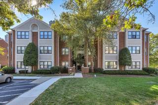 MLS# 2748075 - 110 Ashlawn Ct in Burton Hills Village Of Ashlawn in Nashville Tennessee 37215