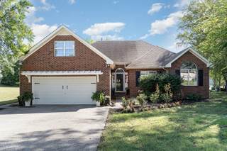 MLS# 2748399 - 2717 Camden Ct in Cameron Farms Sec 1 in Thompsons Station Tennessee 37179