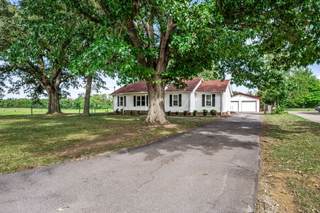 MLS# 2748565 - 2030 Milky Way in Sugartree Sec 2 in Murfreesboro Tennessee 37129