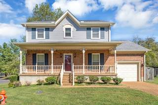 MLS# 2748705 - 709 Windsor Trce in Windsor Green in Goodlettsville Tennessee 37072