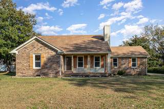 MLS# 2752672 - 1424 Trotters Ln in Trotters Lane Sec 1 in Rockvale Tennessee 37153