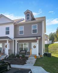 MLS# 2753944 - 206 Tara Ct in Crossings in Columbia Tennessee 38401