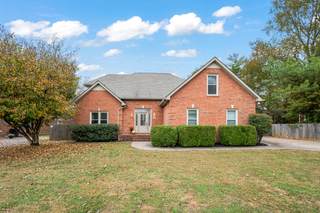 MLS# 2754216 - 706 Shady Grove Dr in Stonetrace Sec 2 in Murfreesboro Tennessee 37128