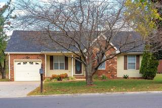 MLS# 2755241 - 200 Township Dr in Township Court Sec 1 in Hendersonville Tennessee 37075