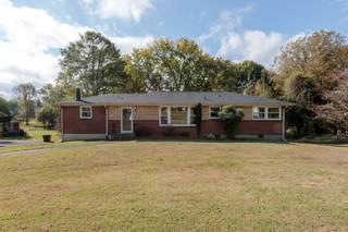 MLS# 2755250 - 2808 Donna Hill Dr in Sunset View in Nashville Tennessee 37214