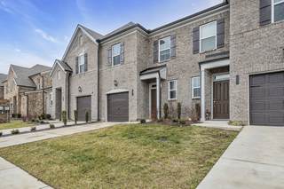 MLS# 2756431 - 410 Deveron Dr in Newmans Crossing in Gallatin Tennessee 37066