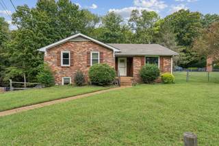 MLS# 2756544 - 239 Green Harbor Rd in Greene Harbor Sec 2 in Old Hickory Tennessee 37138