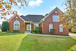 MLS# 2756596 - 4042 Oak Pointe Dr in Oak Pointe Phase 3 in Pleasant View Tennessee 37146