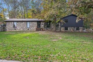MLS# 2756868 - 117 Nathan Forest Dr in Point O View Sec 2- in Hendersonville Tennessee 37075