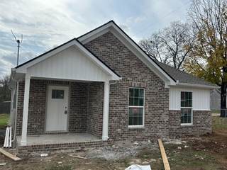 MLS# 2757237 - 98 Dawn Dr in Fieldcrest in Columbia Tennessee 38401