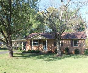 MLS# 2759159 - 106 Noel Ln in Highland Park 3 B in Smyrna Tennessee 37167