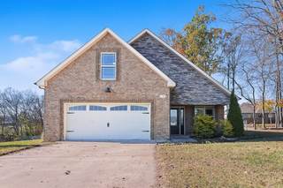 MLS# 2759903 - 138 Irish Oaks Dr in Irish Oaks in Portland Tennessee 37148