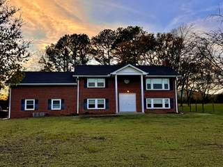 MLS# 2763191 - 4941 Buena Vista Pike in Buena Vista Park in Nashville Tennessee 37218