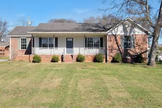 MLS# 2767404 - 2002 Windsor Dr in Windsor Park Sec 1 in Columbia Tennessee 38401