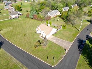 MLS# 2767725 - 1001 Jade Ct in Emerald Acres in Castalian Springs Tennessee 37031